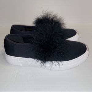 New Women’s Aldo Slip On Sneaker 7.5 fur ball